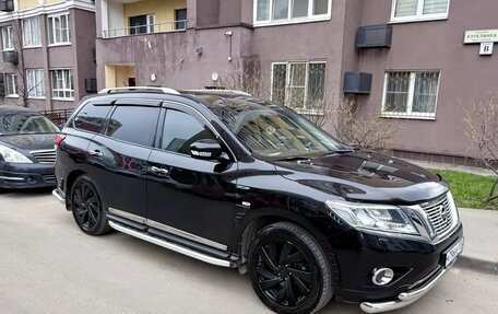 Nissan Pathfinder, 2015 год, 2 150 000 рублей, 3 фотография