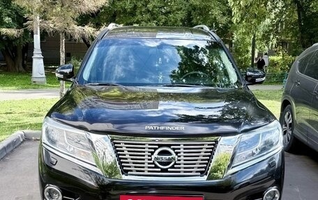 Nissan Pathfinder, 2015 год, 2 150 000 рублей, 2 фотография