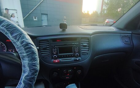 KIA Rio II, 2010 год, 600 000 рублей, 8 фотография