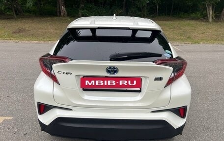 Toyota C-HR I рестайлинг, 2018 год, 2 050 000 рублей, 3 фотография