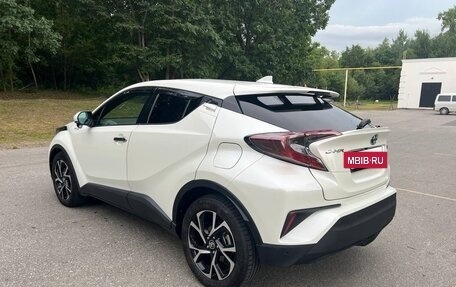 Toyota C-HR I рестайлинг, 2018 год, 2 050 000 рублей, 4 фотография