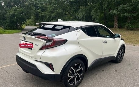 Toyota C-HR I рестайлинг, 2018 год, 2 050 000 рублей, 5 фотография
