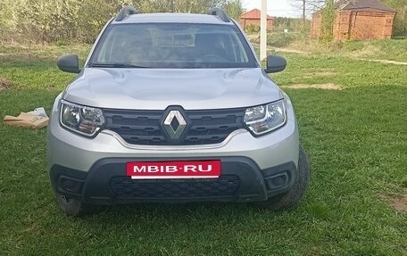 Renault Duster, 2021 год, 1 900 000 рублей, 2 фотография