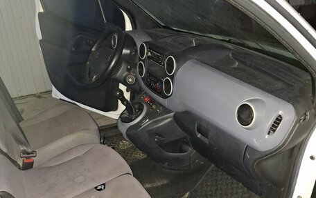 Peugeot Partner II рестайлинг 2, 2013 год, 699 000 рублей, 16 фотография