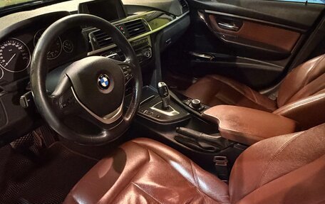 BMW 3 серия, 2017 год, 2 250 000 рублей, 14 фотография