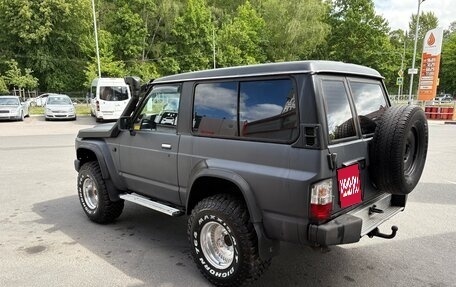 Nissan Patrol, 1990 год, 1 550 000 рублей, 5 фотография