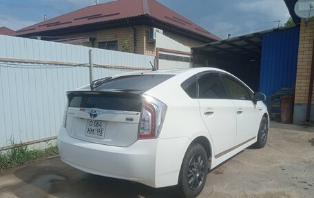 Toyota Prius, 2014 год, 950 000 рублей, 2 фотография