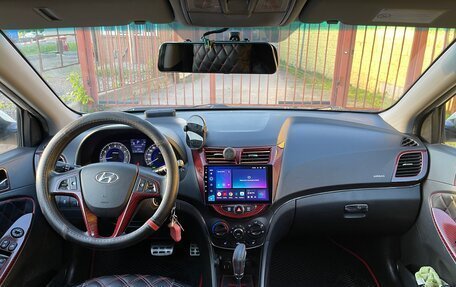 Hyundai Solaris II рестайлинг, 2013 год, 720 000 рублей, 13 фотография