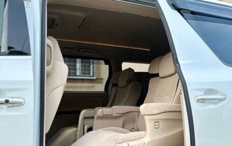 Toyota Vellfire I, 2009 год, 1 100 000 рублей, 11 фотография