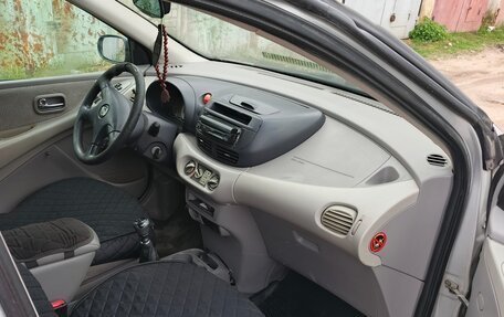 Nissan Almera Tino i, 2000 год, 150 000 рублей, 5 фотография