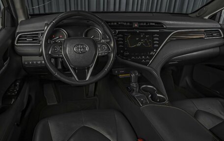 Toyota Camry, 2020 год, 3 440 000 рублей, 6 фотография