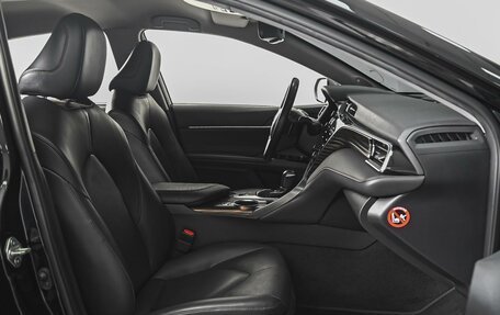 Toyota Camry, 2020 год, 3 440 000 рублей, 8 фотография