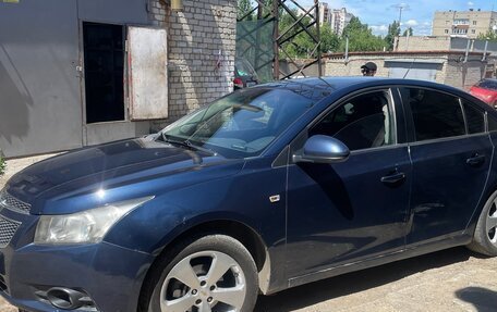 Chevrolet Cruze II, 2009 год, 540 000 рублей, 2 фотография