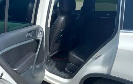 Volkswagen Tiguan I, 2011 год, 1 300 000 рублей, 8 фотография