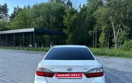 Toyota Camry, 2015 год, 2 100 000 рублей, 6 фотография