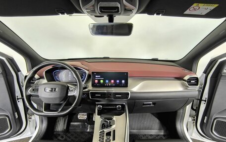 Geely Coolray I, 2022 год, 1 820 000 рублей, 11 фотография