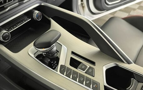 Geely Coolray I, 2022 год, 1 820 000 рублей, 13 фотография