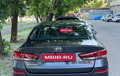 KIA Optima IV, 2018 год, 1 780 000 рублей, 2 фотография