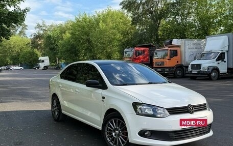 Volkswagen Polo VI (EU Market), 2013 год, 695 000 рублей, 5 фотография