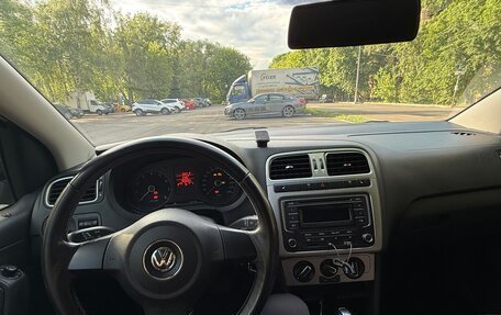 Volkswagen Polo VI (EU Market), 2013 год, 695 000 рублей, 10 фотография