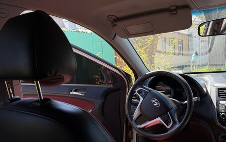 Hyundai Solaris II рестайлинг, 2011 год, 790 000 рублей, 4 фотография