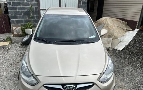 Hyundai Solaris II рестайлинг, 2011 год, 790 000 рублей, 5 фотография