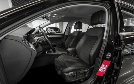 Volkswagen Passat B8 рестайлинг, 2018 год, 2 380 000 рублей, 9 фотография