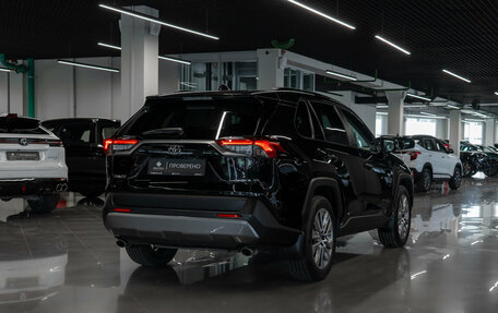 Toyota RAV4, 2020 год, 3 180 000 рублей, 5 фотография