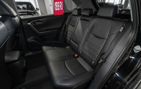 Toyota RAV4, 2020 год, 3 180 000 рублей, 12 фотография