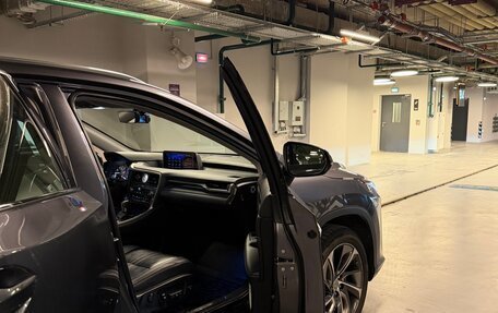 Lexus RX IV рестайлинг, 2016 год, 3 700 000 рублей, 4 фотография