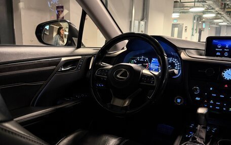 Lexus RX IV рестайлинг, 2016 год, 3 700 000 рублей, 32 фотография