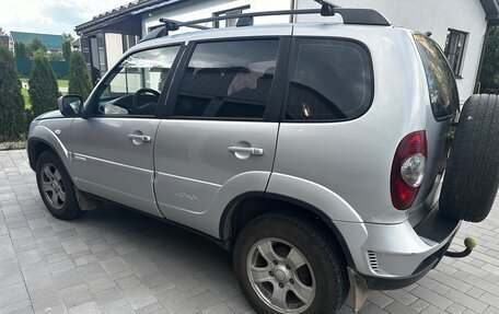 Chevrolet Niva I рестайлинг, 2012 год, 449 000 рублей, 2 фотография