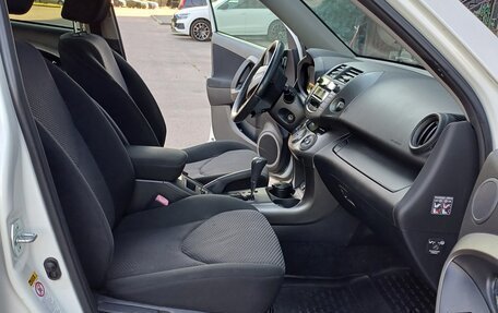 Toyota RAV4, 2011 год, 1 180 000 рублей, 11 фотография
