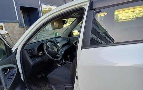 Toyota RAV4, 2011 год, 1 180 000 рублей, 10 фотография