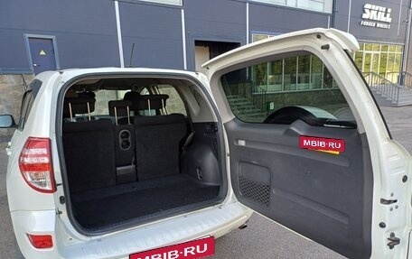 Toyota RAV4, 2011 год, 1 180 000 рублей, 6 фотография