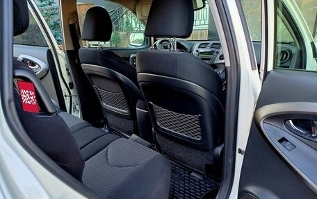 Toyota RAV4, 2011 год, 1 180 000 рублей, 13 фотография