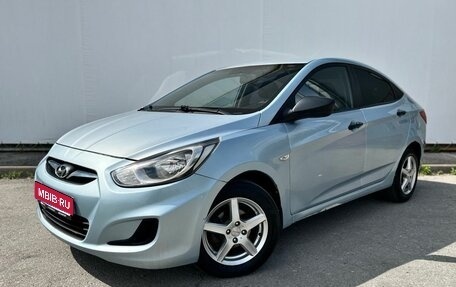 Hyundai Solaris II рестайлинг, 2011 год, 579 000 рублей, 1 фотография