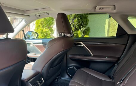 Lexus RX IV рестайлинг, 2020 год, 5 500 000 рублей, 34 фотография