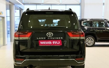 Toyota Land Cruiser, 2026 год, 16 900 000 рублей, 6 фотография