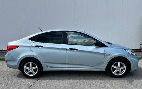 Hyundai Solaris II рестайлинг, 2011 год, 579 000 рублей, 6 фотография