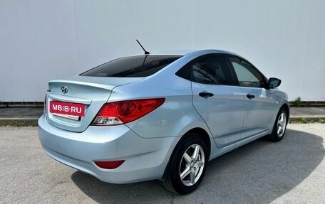 Hyundai Solaris II рестайлинг, 2011 год, 579 000 рублей, 2 фотография