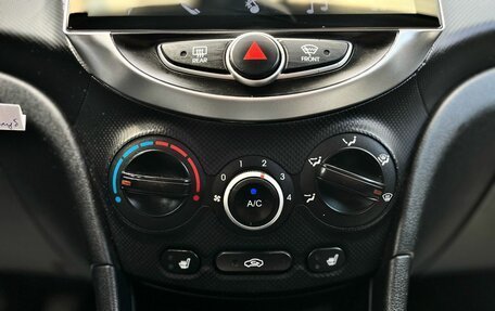 Hyundai Solaris II рестайлинг, 2011 год, 579 000 рублей, 14 фотография