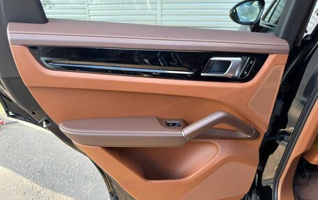 Porsche Cayenne III, 2019 год, 8 290 000 рублей, 13 фотография