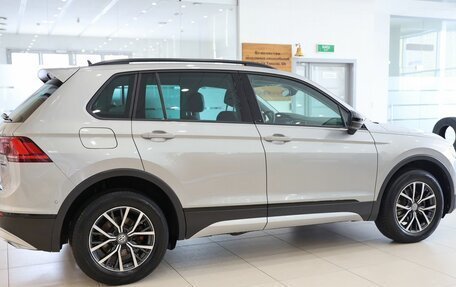 Volkswagen Tiguan II, 2020 год, 2 750 000 рублей, 6 фотография