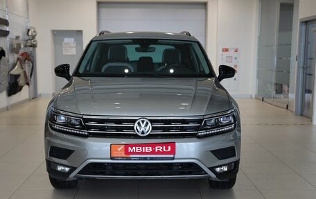 Volkswagen Tiguan II, 2020 год, 2 750 000 рублей, 3 фотография