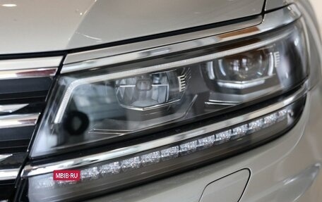 Volkswagen Tiguan II, 2020 год, 2 750 000 рублей, 2 фотография
