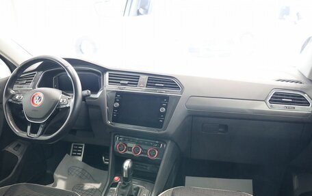 Volkswagen Tiguan II, 2020 год, 2 750 000 рублей, 18 фотография