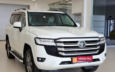 Toyota Land Cruiser, 2023 год, 10 900 000 рублей, 5 фотография