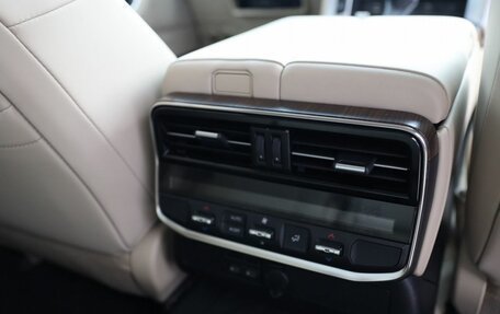 Toyota Land Cruiser, 2023 год, 10 900 000 рублей, 17 фотография