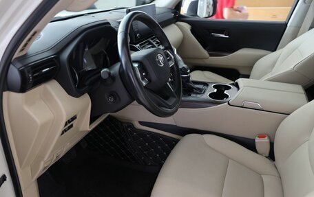 Toyota Land Cruiser, 2023 год, 10 900 000 рублей, 14 фотография